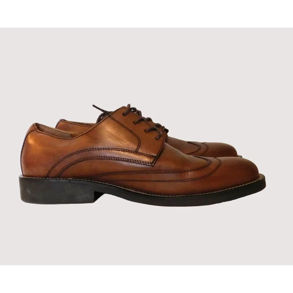 Bass Derby Style Round Full Wing Tip Toe Mens Size 10M Brown Leather Dress Shoes